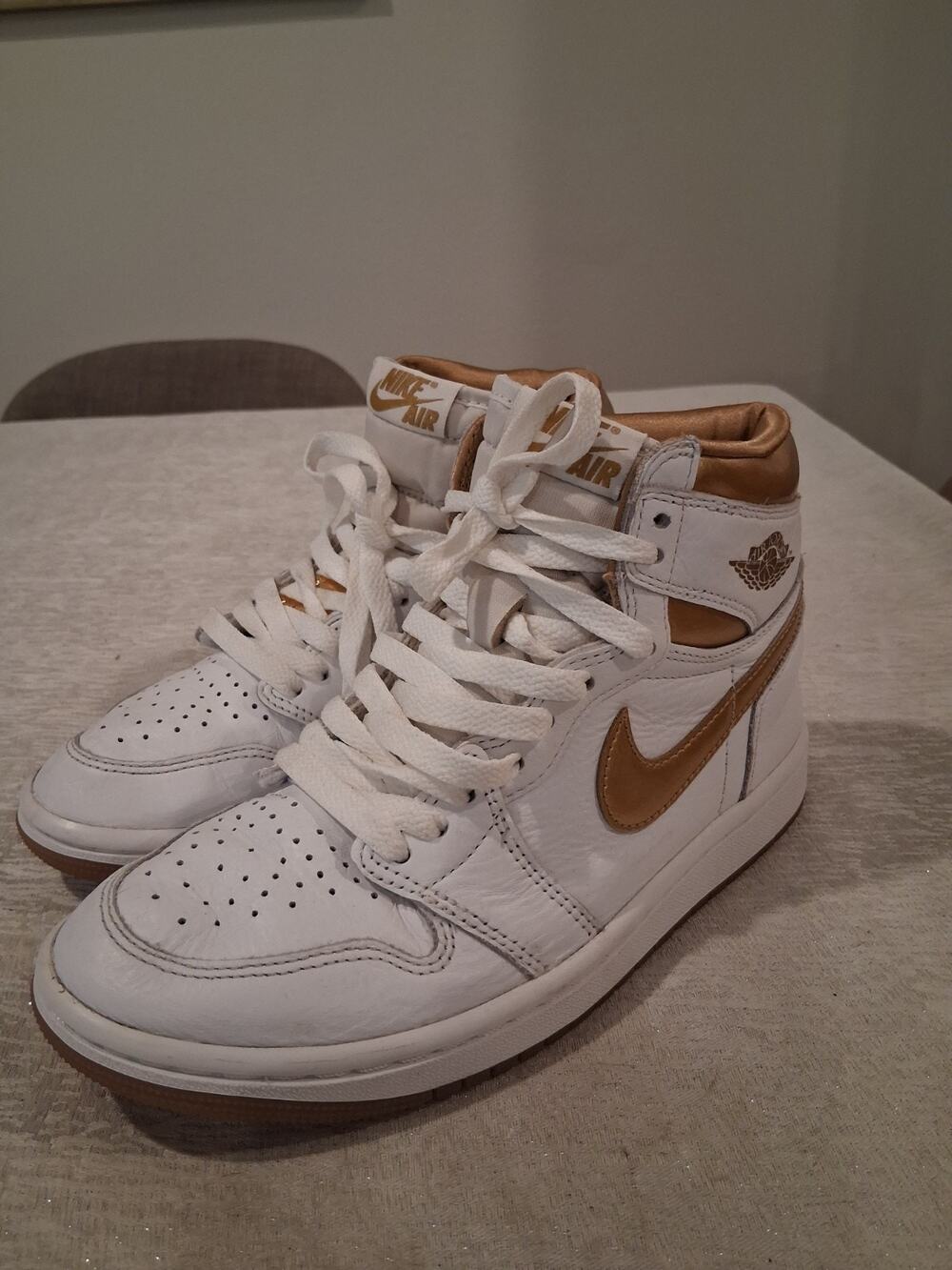 Nike Air Jordan 1 Retro High OG Metallic Gold White Wmns Size 6 FD2596-107 W/...